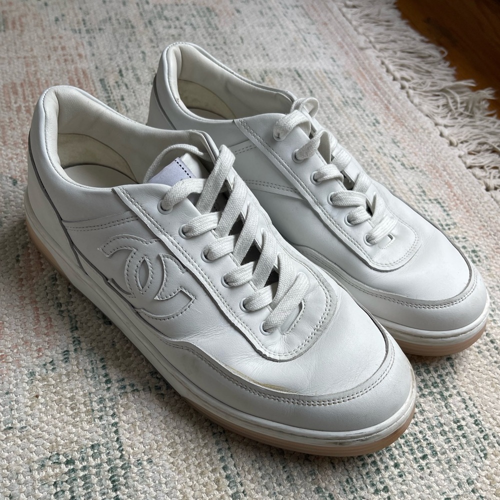 Chanel Calfskin Womens CC Sneakers 38 White Trainers 38 1/2 8.5